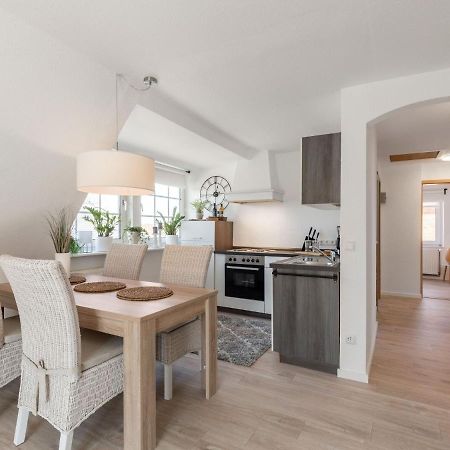 Scenic Apartment In Oldenburg Near Sea And Forest Max 3 Adults Dannau Exterior foto